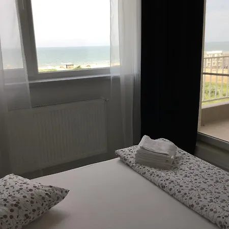 Promenada Beach View Apartament *